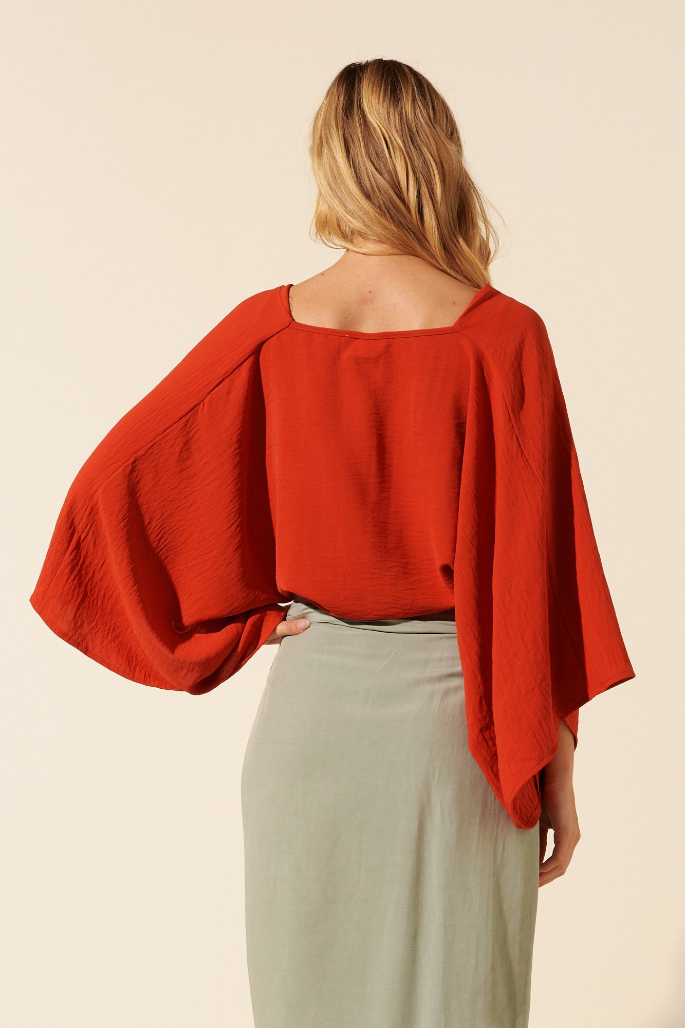 Orso | Top court ample