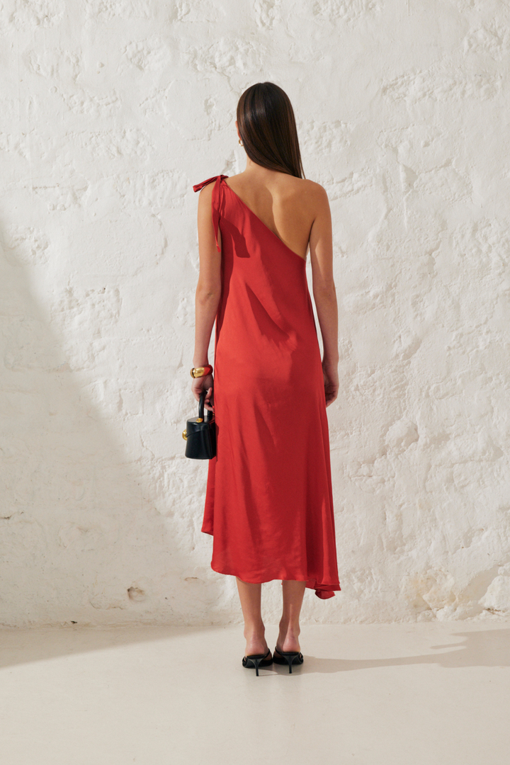 Iris | Robe satinée asymétrique