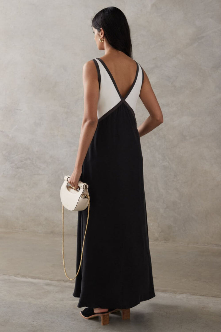 Agate | Robe Midi avec Décolleté en V effet Suédine